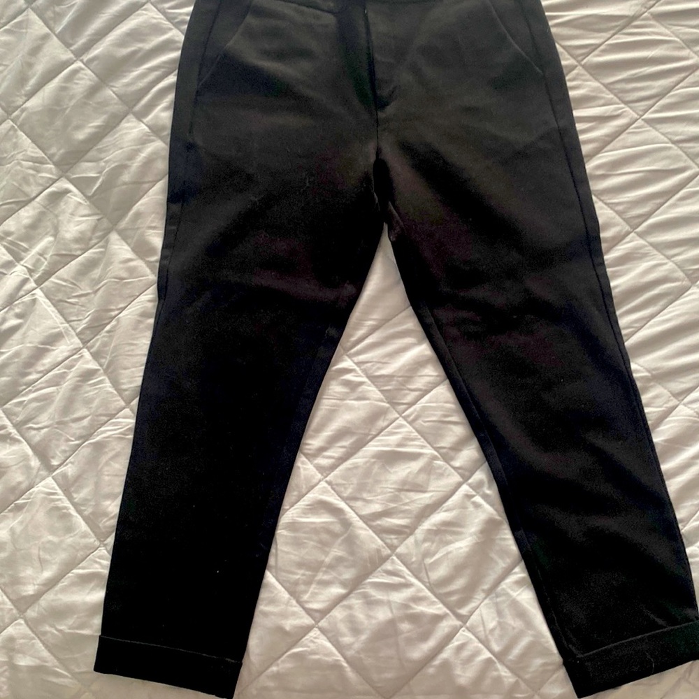 Joie size 10. Brand new crop pants